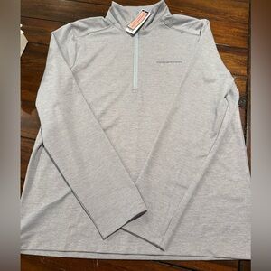 Men’s Performance Vineyard Vines Pullover (M)